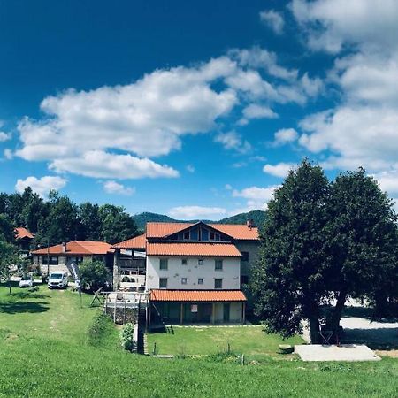 B&B Mad Mountain Robidisce Екстериор снимка